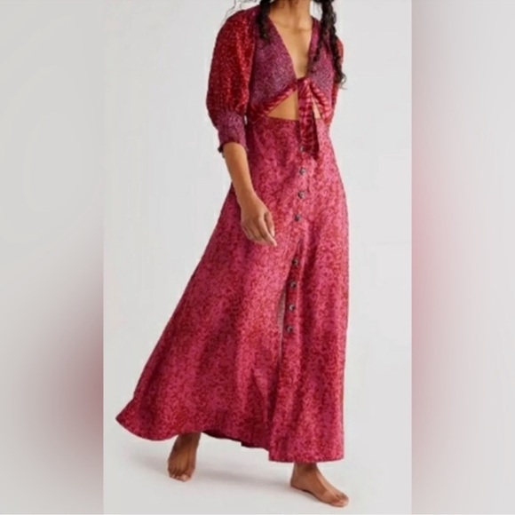 Free People Dresses & Skirts - Free People String of Hearts Dress size large NWT